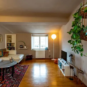 https://cozy-apartment-with-a-view-on-tre-city-walls.it-tuscanyhotel.com